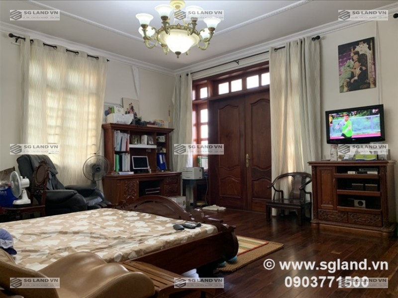 Biệt thự ven sông sài gòn
