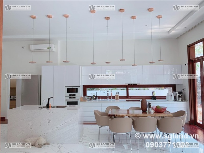 Bán biệt thự Thảo Điền Quận 2