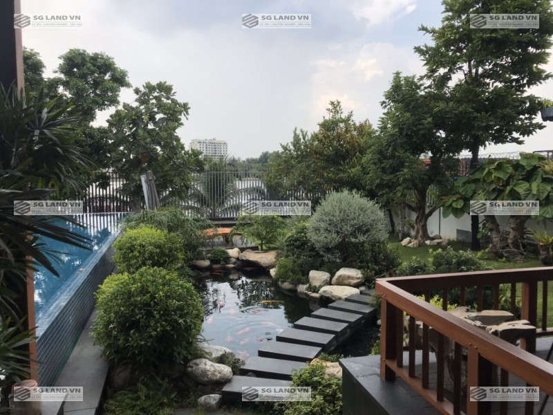 Biệt thự ven sông