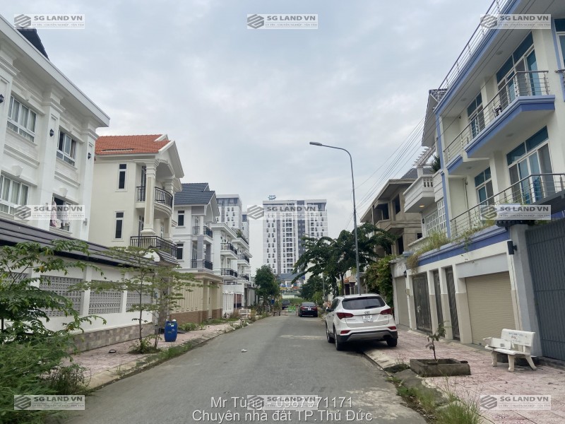 Bán biệt thự đường Liên Phường quận 9