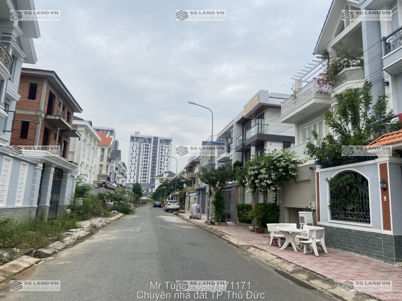 Bán biệt thự đường Liên Phường quận 9