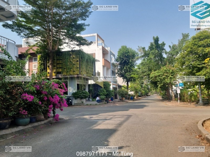 Bán đất Nam Long đối diện công viên